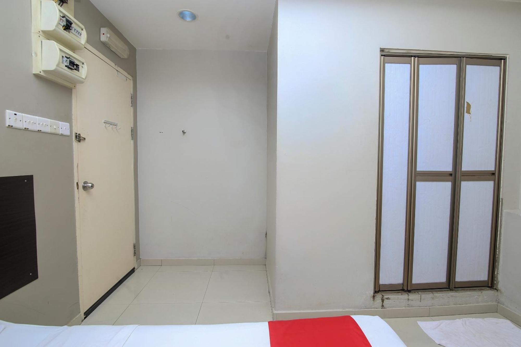 Nice Stay Three Six Five Services Kuching Buitenkant foto