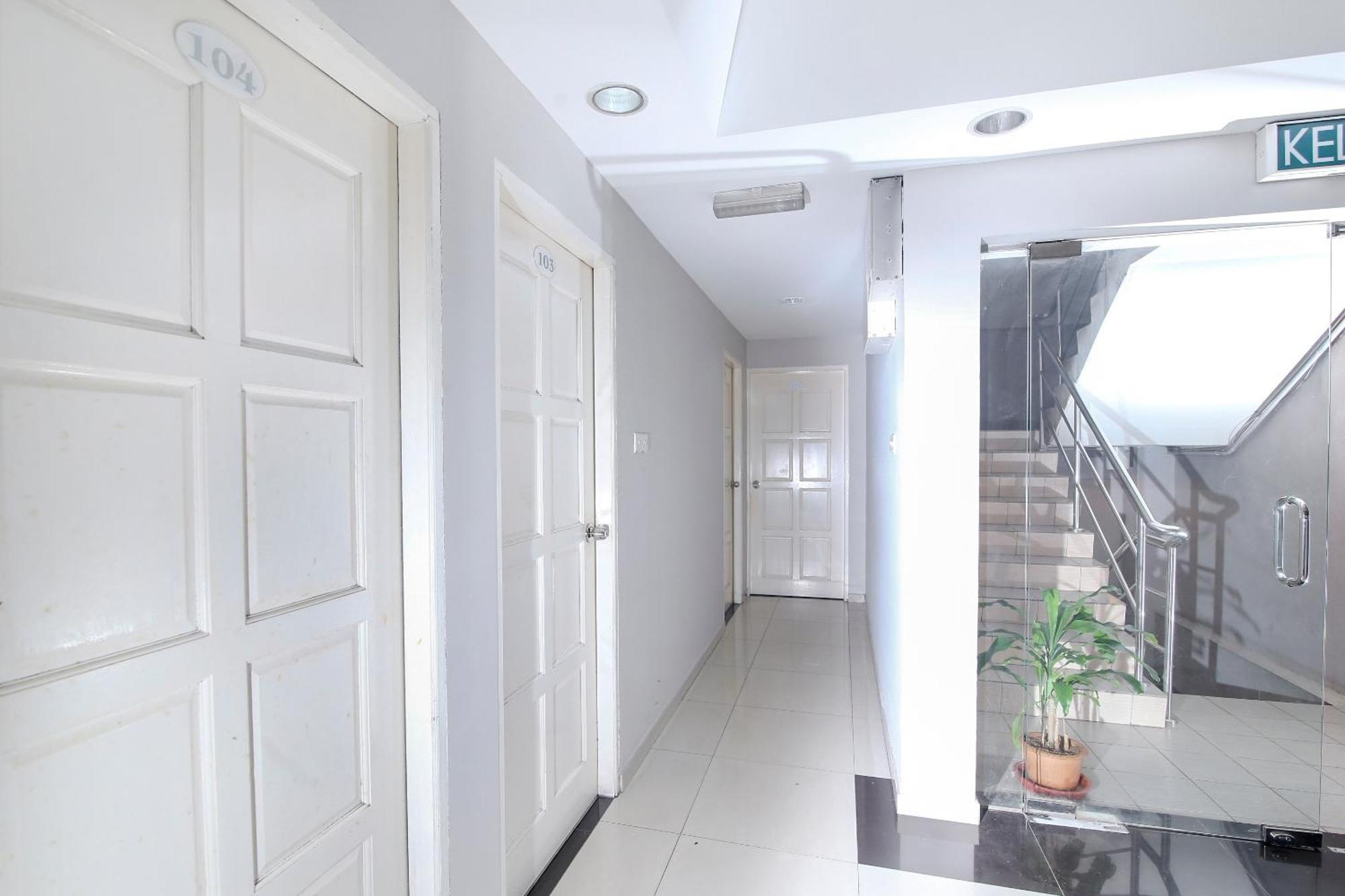 Nice Stay Three Six Five Services Kuching Buitenkant foto